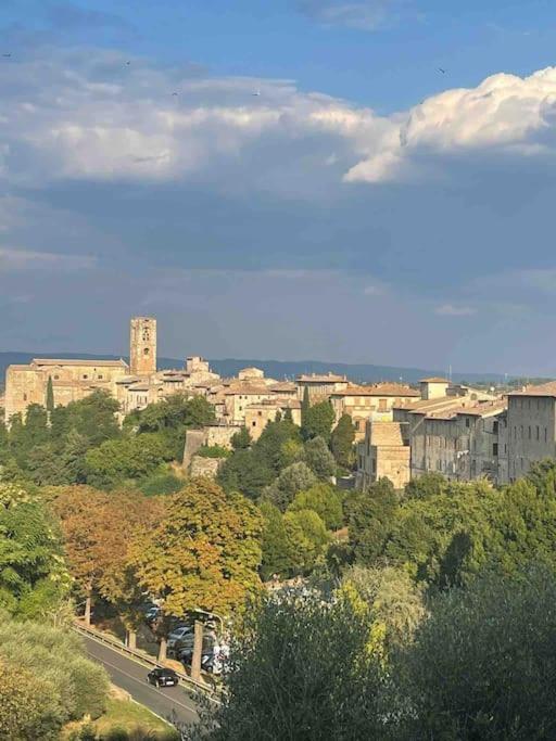 Palazzo Luparelli Boutique Apartment Colle Val D'Elsa Dış mekan fotoğraf