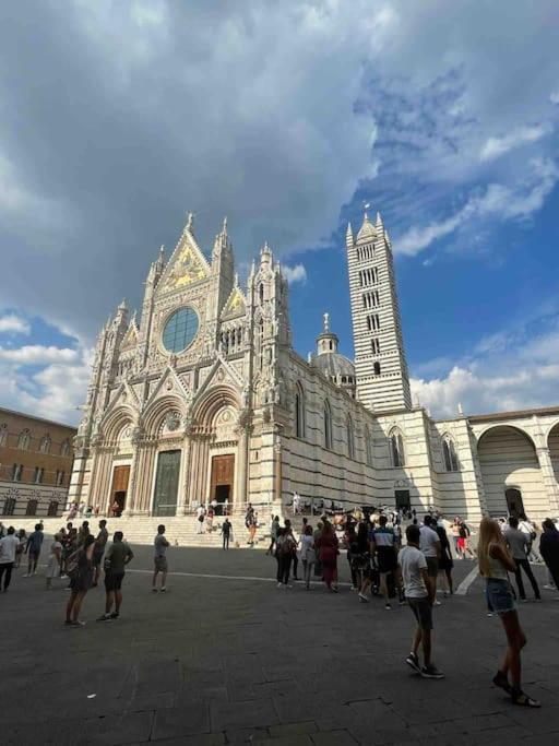 Palazzo Luparelli Boutique Apartment Colle Val D'Elsa Dış mekan fotoğraf